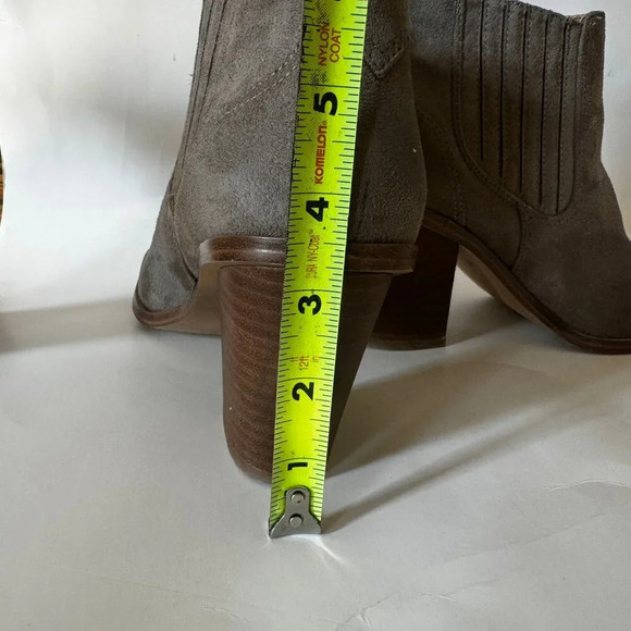 Nine West Women Sz 8.5 Ankle High Block Heel Dress Casual Bootie Taupe Suede - Picture 6 of 7